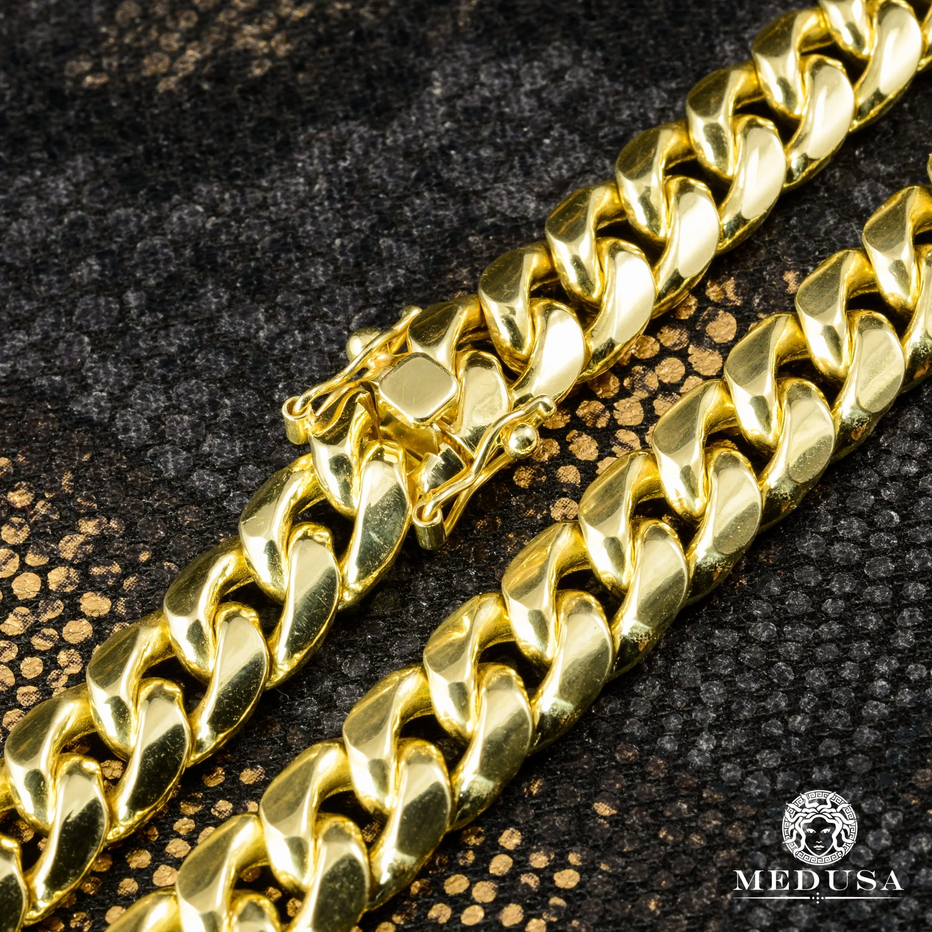 10mm Cuban Link Bracelet  - Image 2