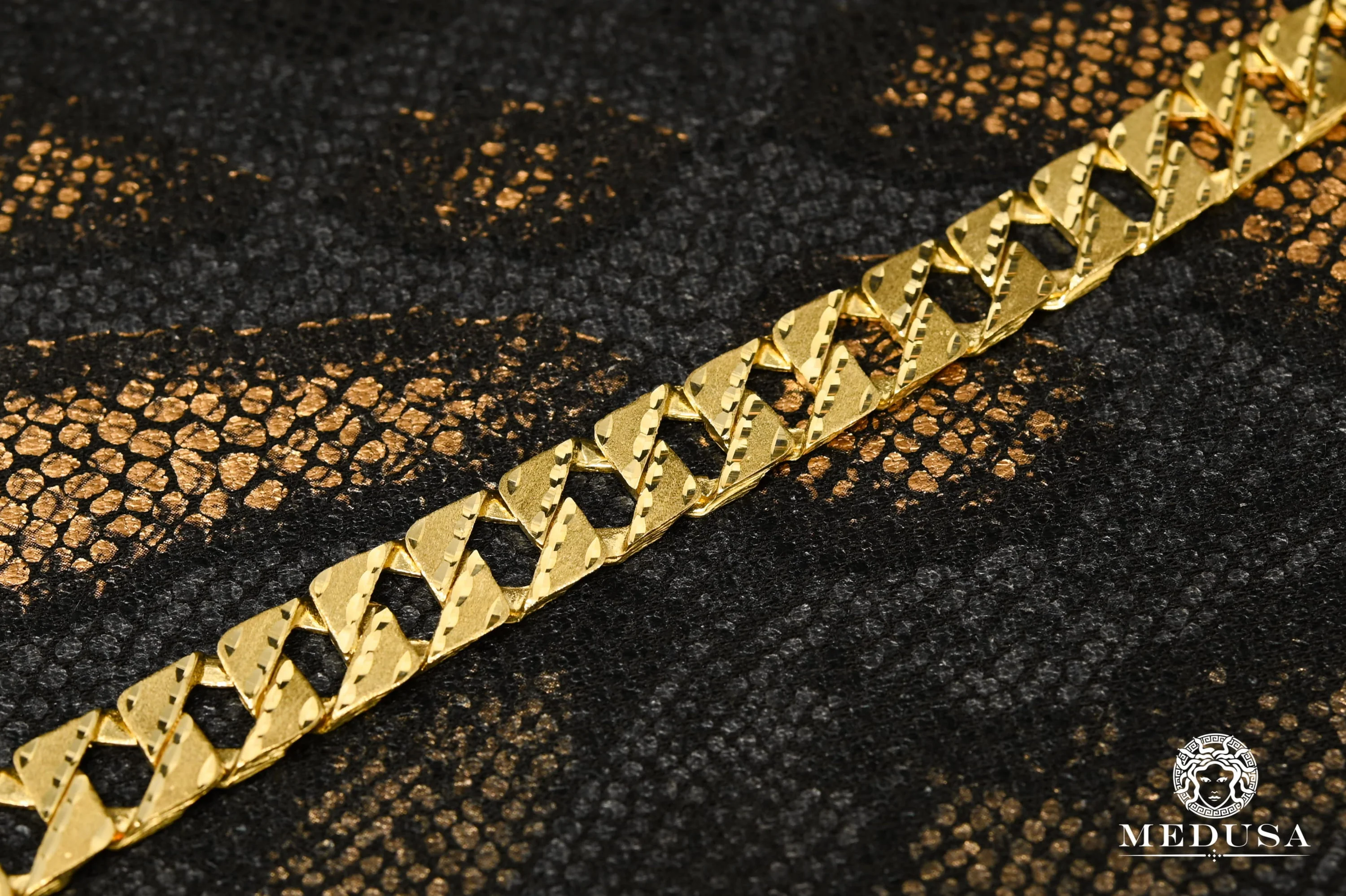 10mm Meshy M-CBE Bracelet - Image 2