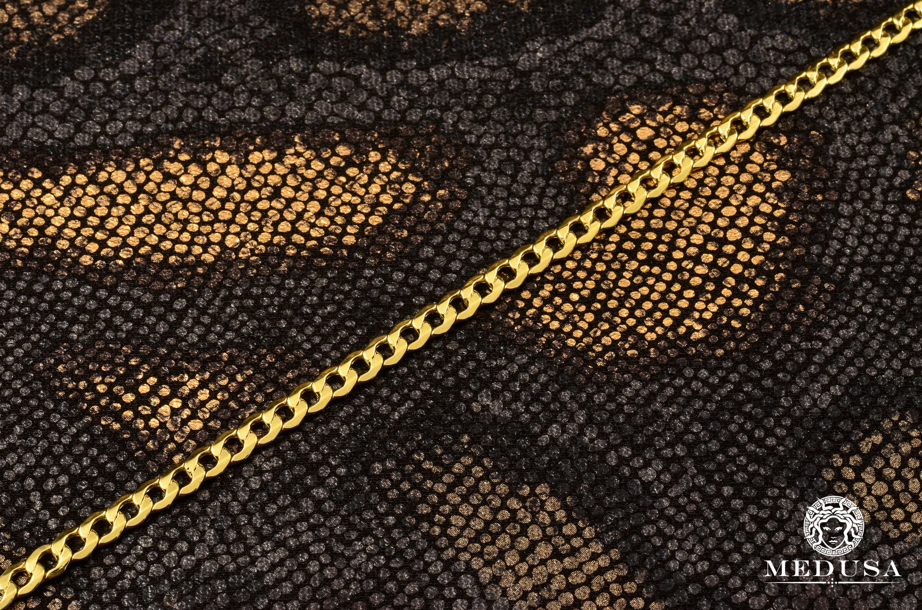4.5mm Hollow Curb Link  - Image 3