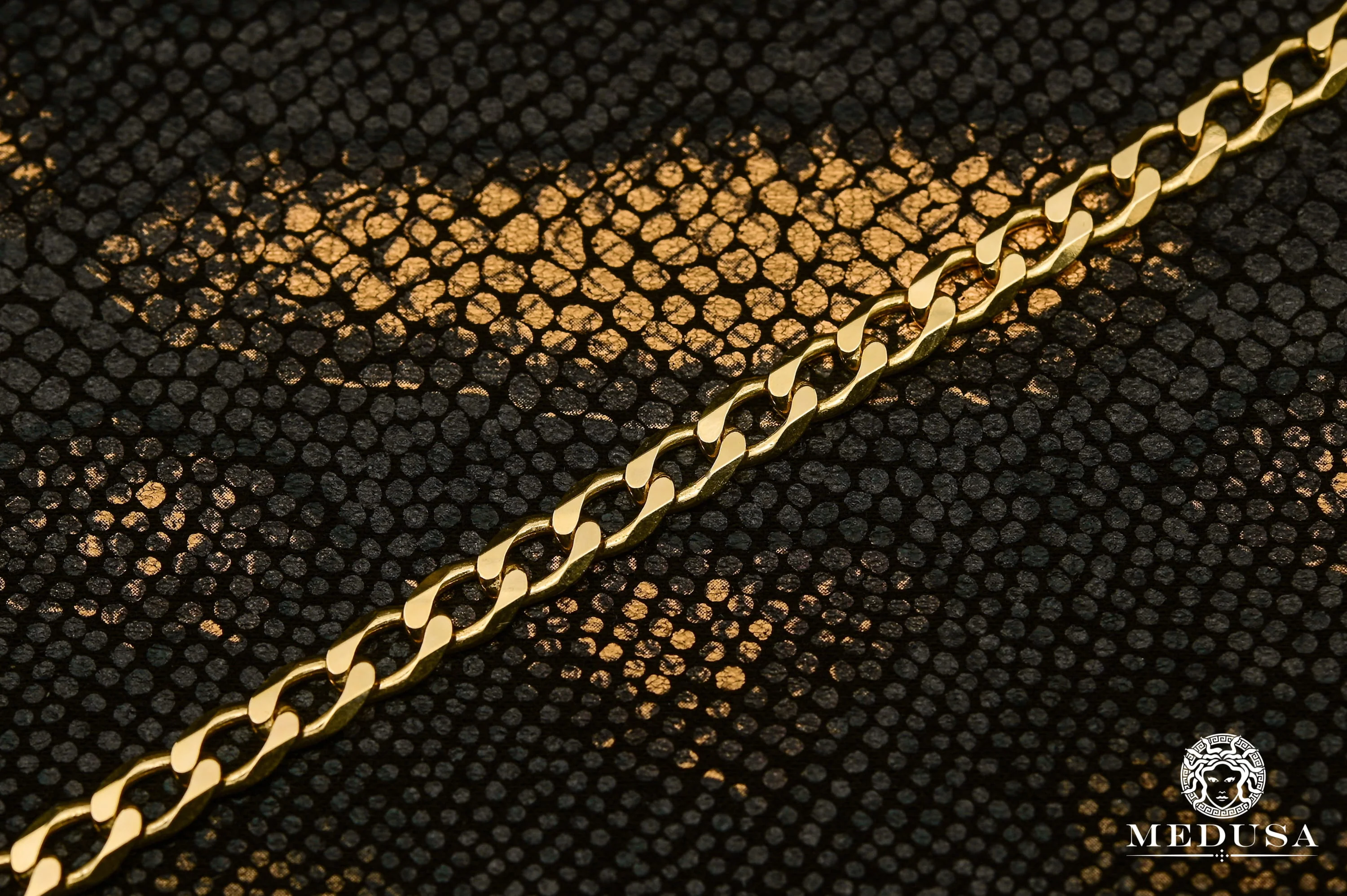 6mm Concave Curb Link - Image 3