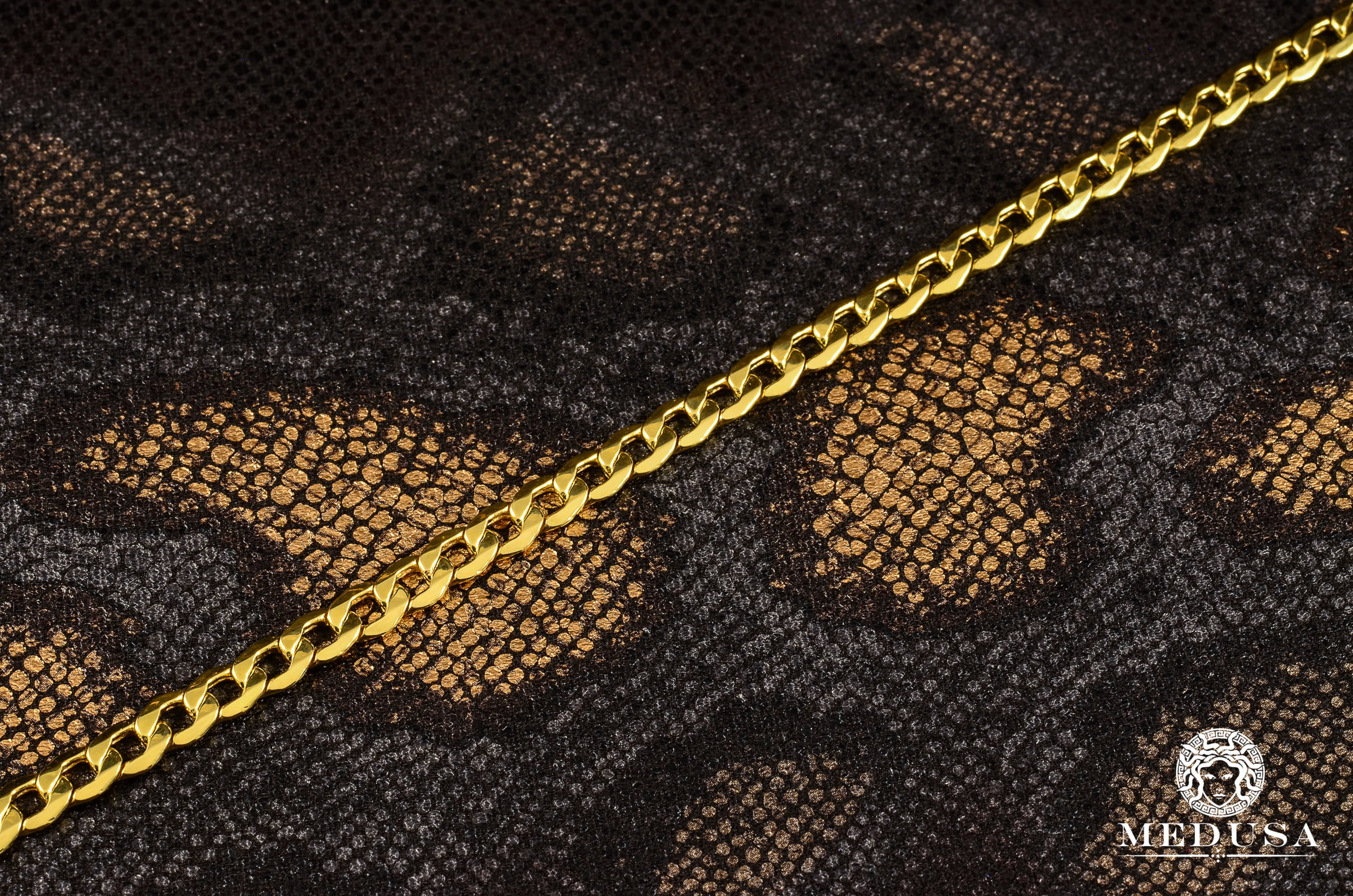 6mm Hollow Curb Link Bracelet - Image 2