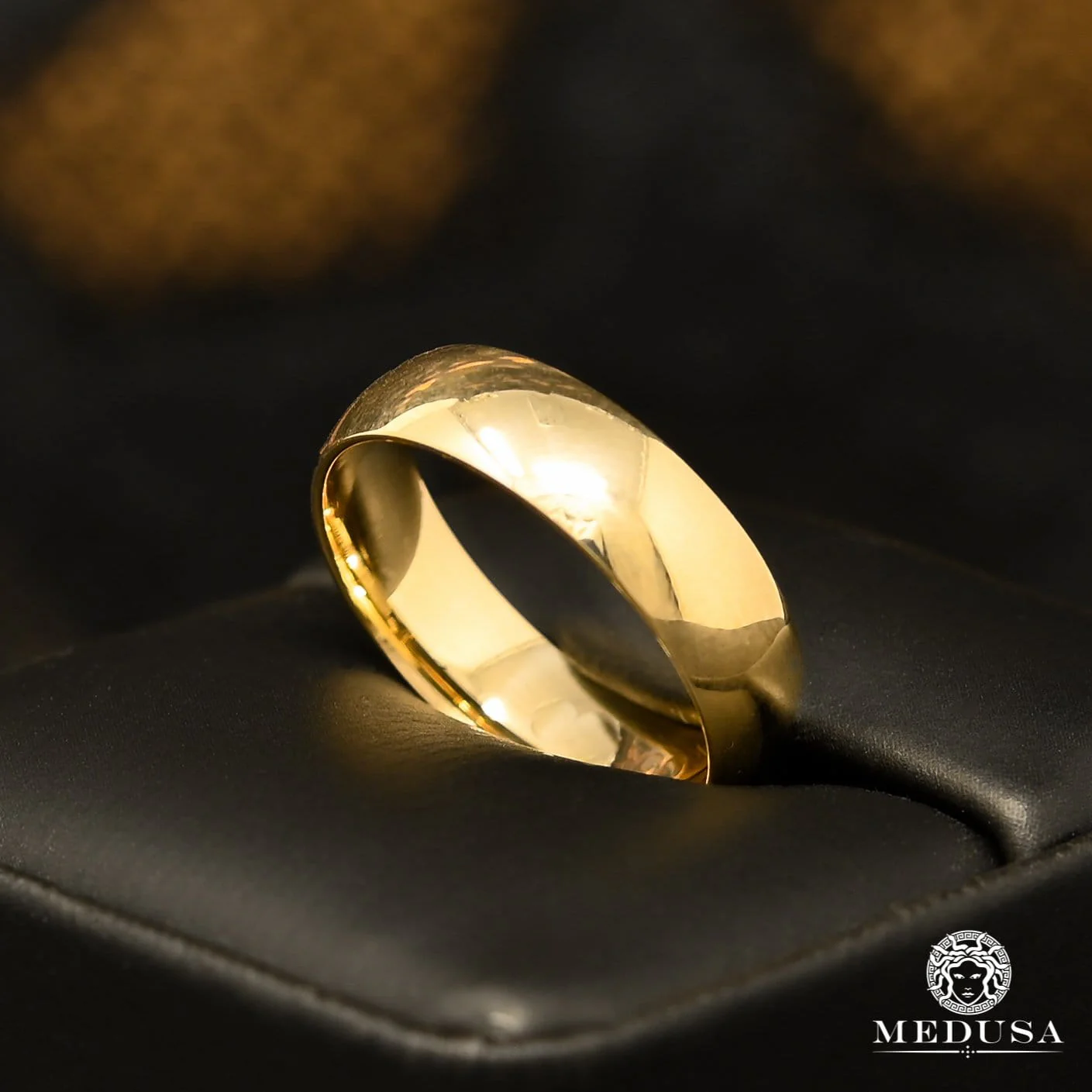 6mm band Yellow Gold