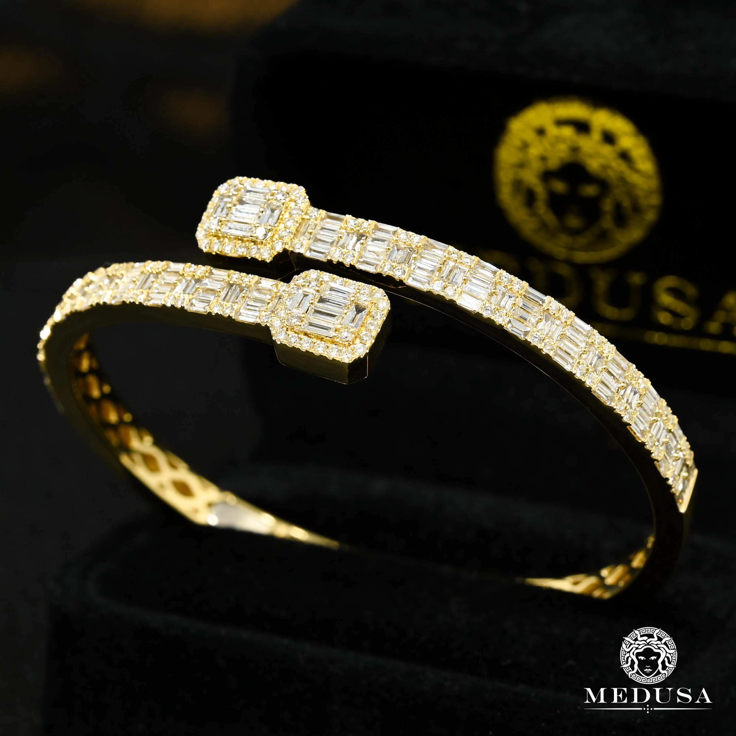 Bangle D4 - Diamond 