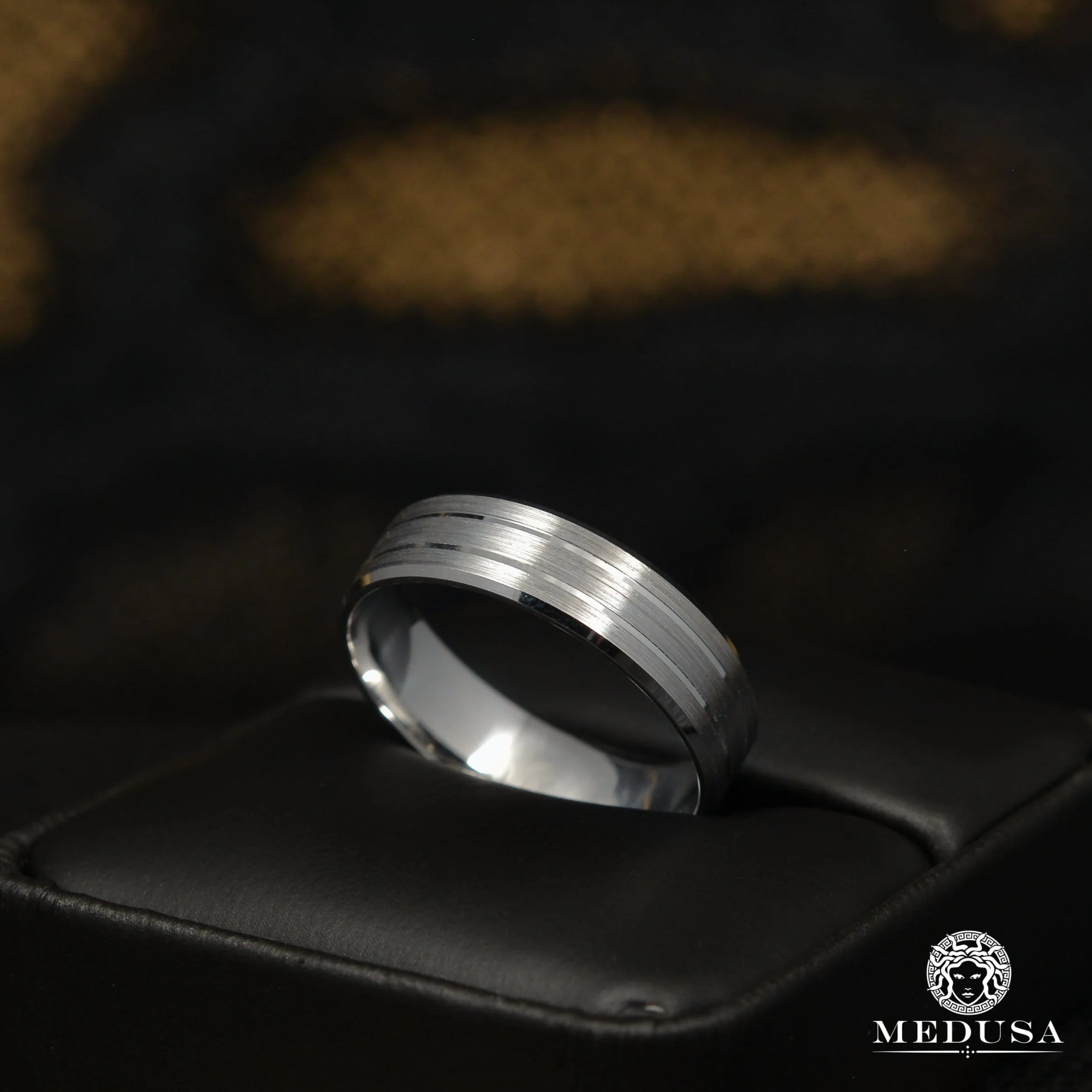 H5 Ring White Gold - MED239