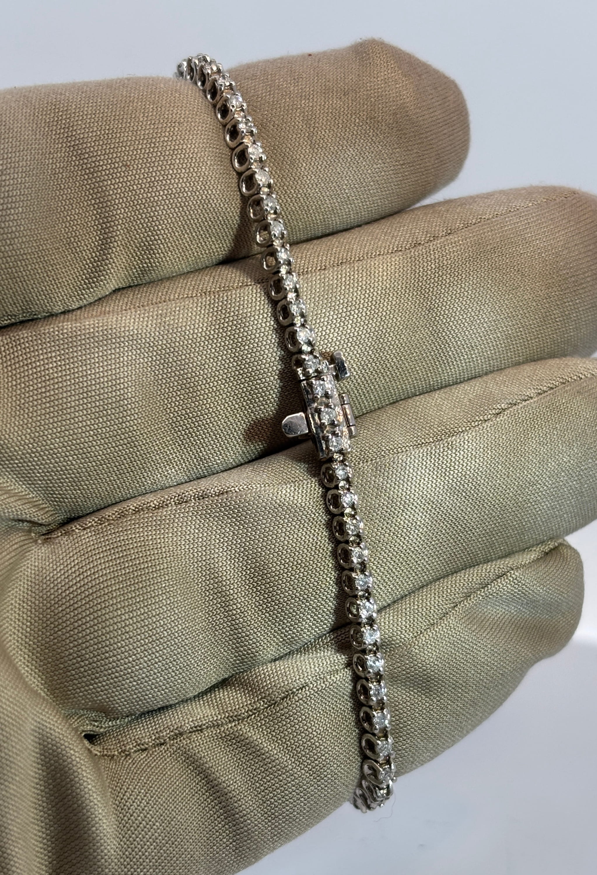 3.5mm Tennis Bracelet - Image 3