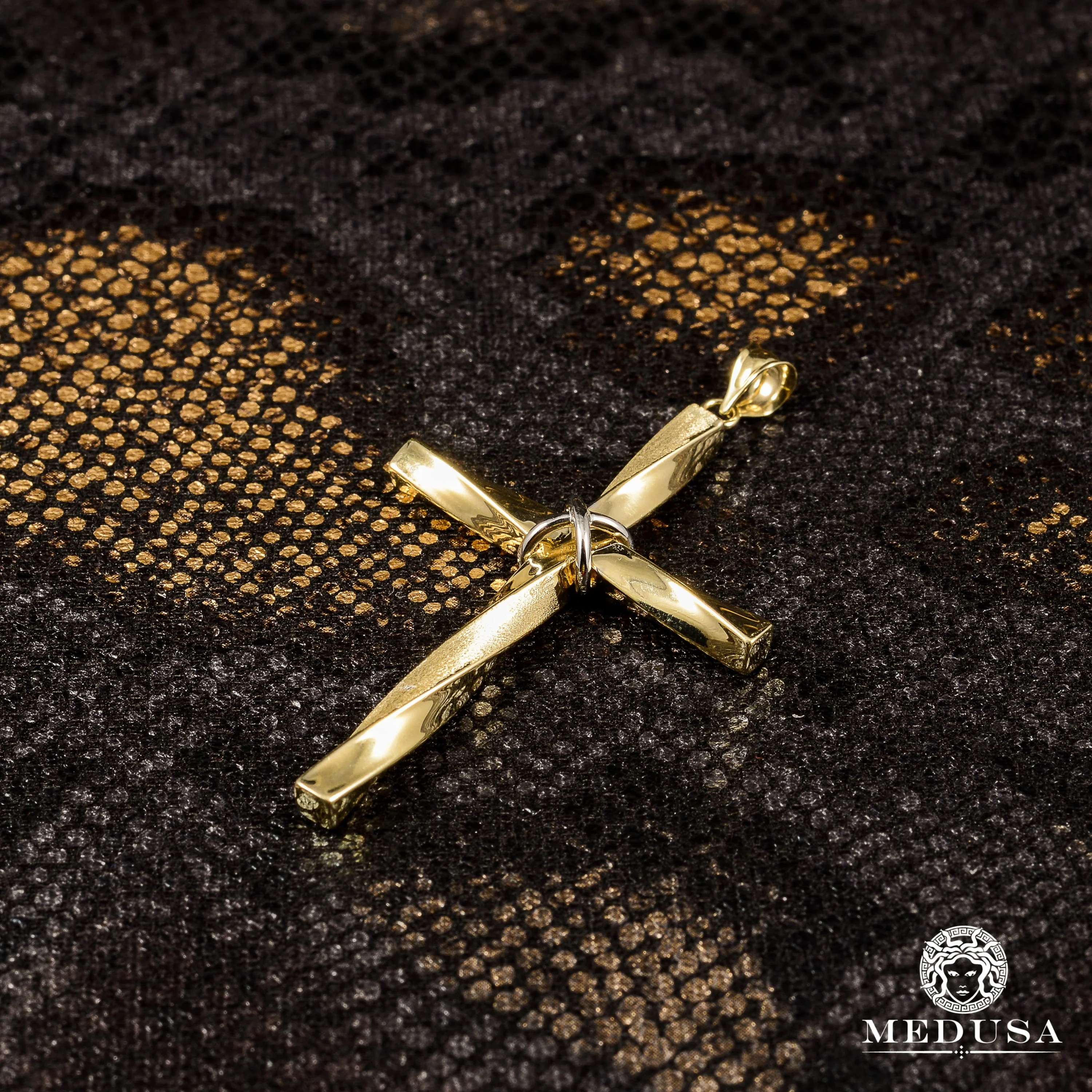 Crucifix X4