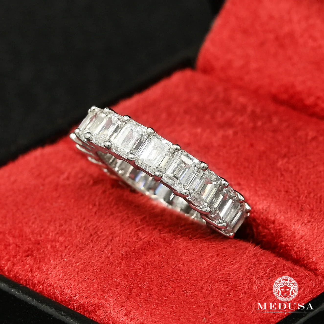 Eternity D1 - GIA Emerald Cut
