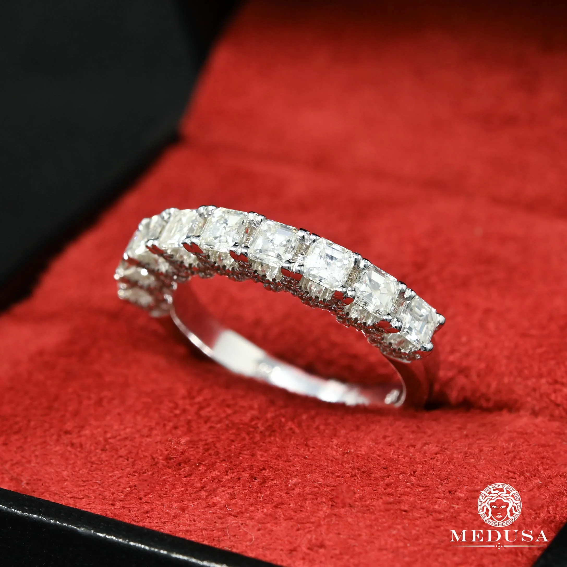 Eternity D3 - Emerald Cut 