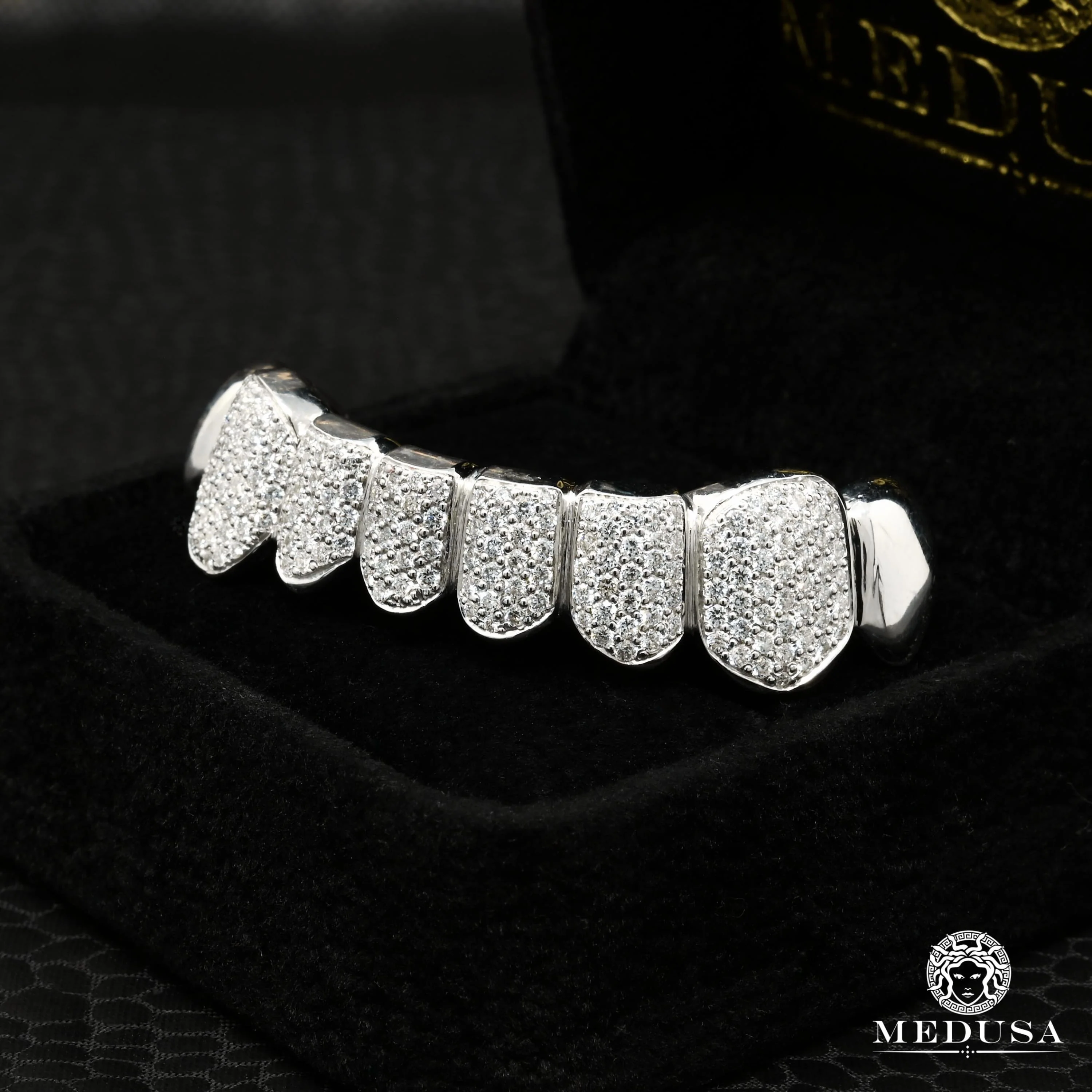 Grillz 8 Teeth Diamond PermaCut