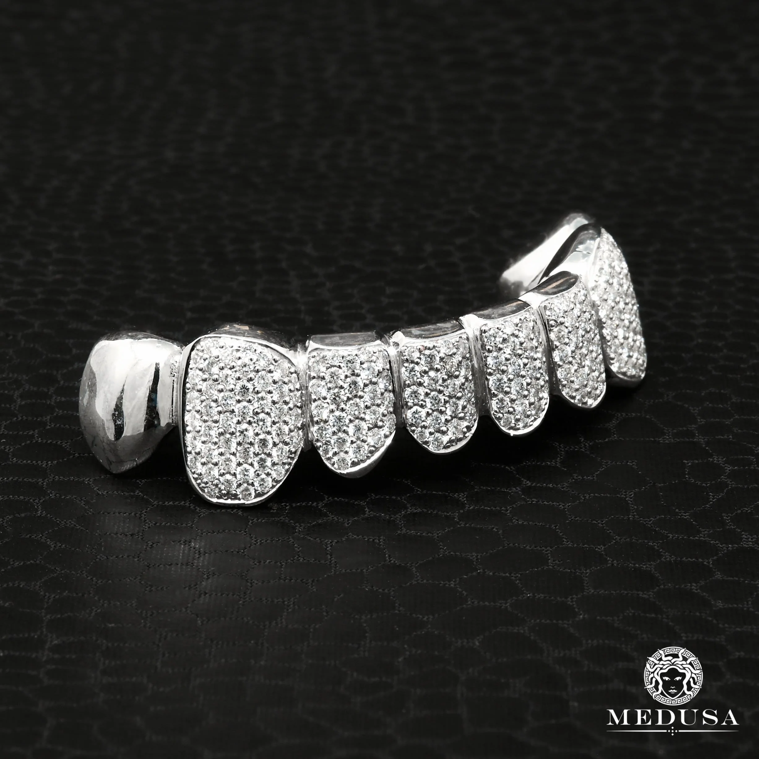 Grillz 8 Teeth Diamond PermaCut - Image 2