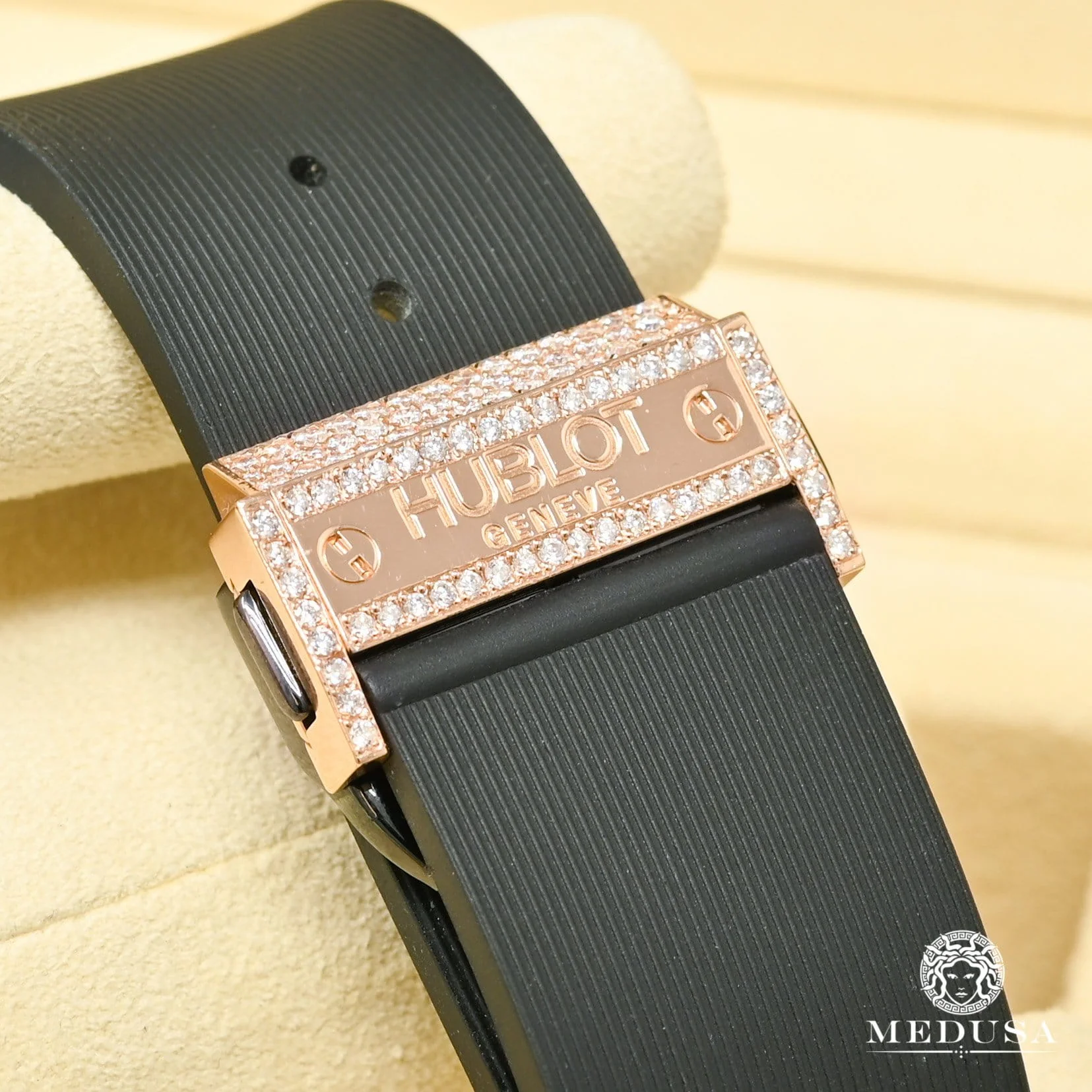 Hublot Classic Fusion 45mm - Iced Everose - Image 5