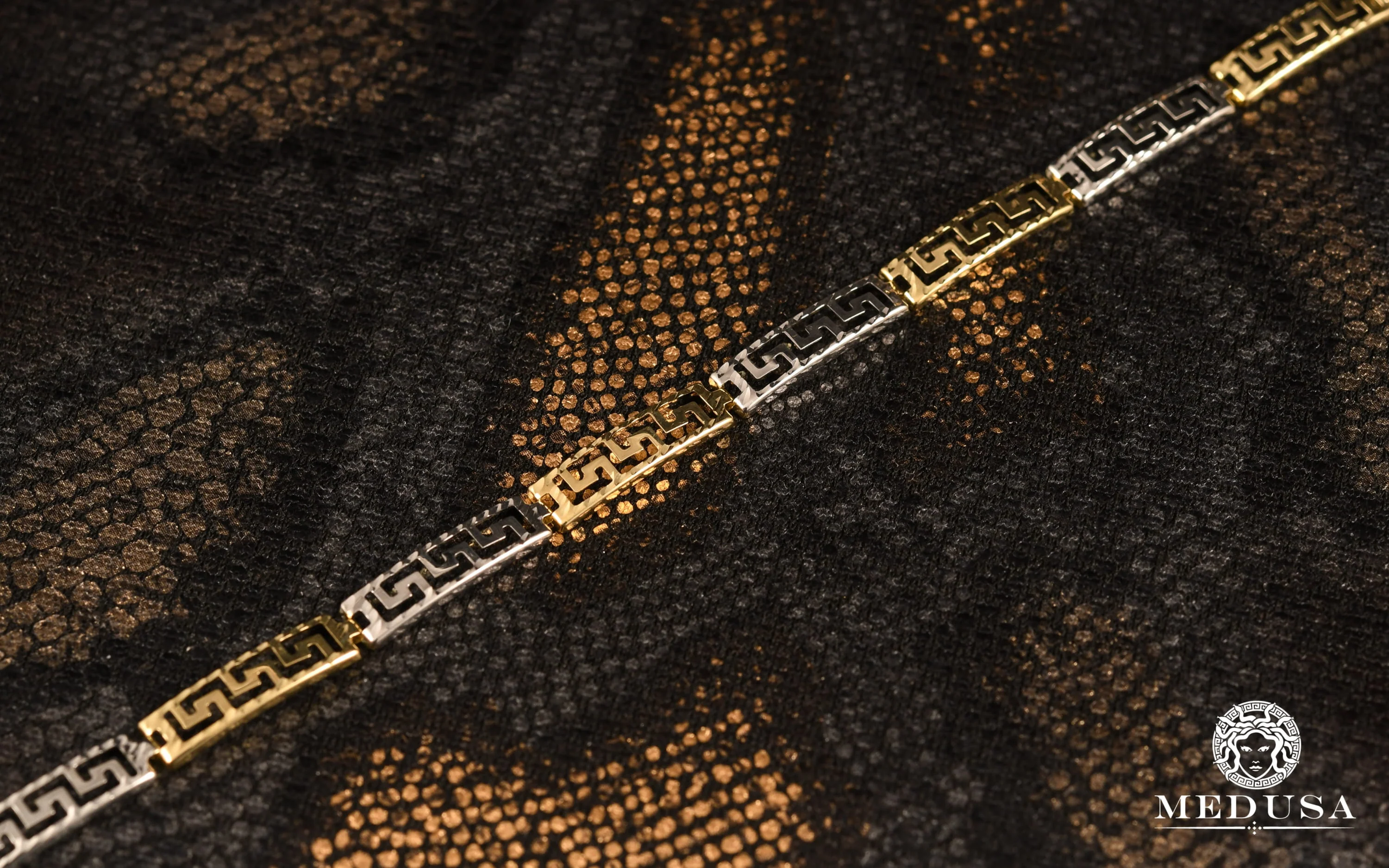 Ornate F1 - Image 4