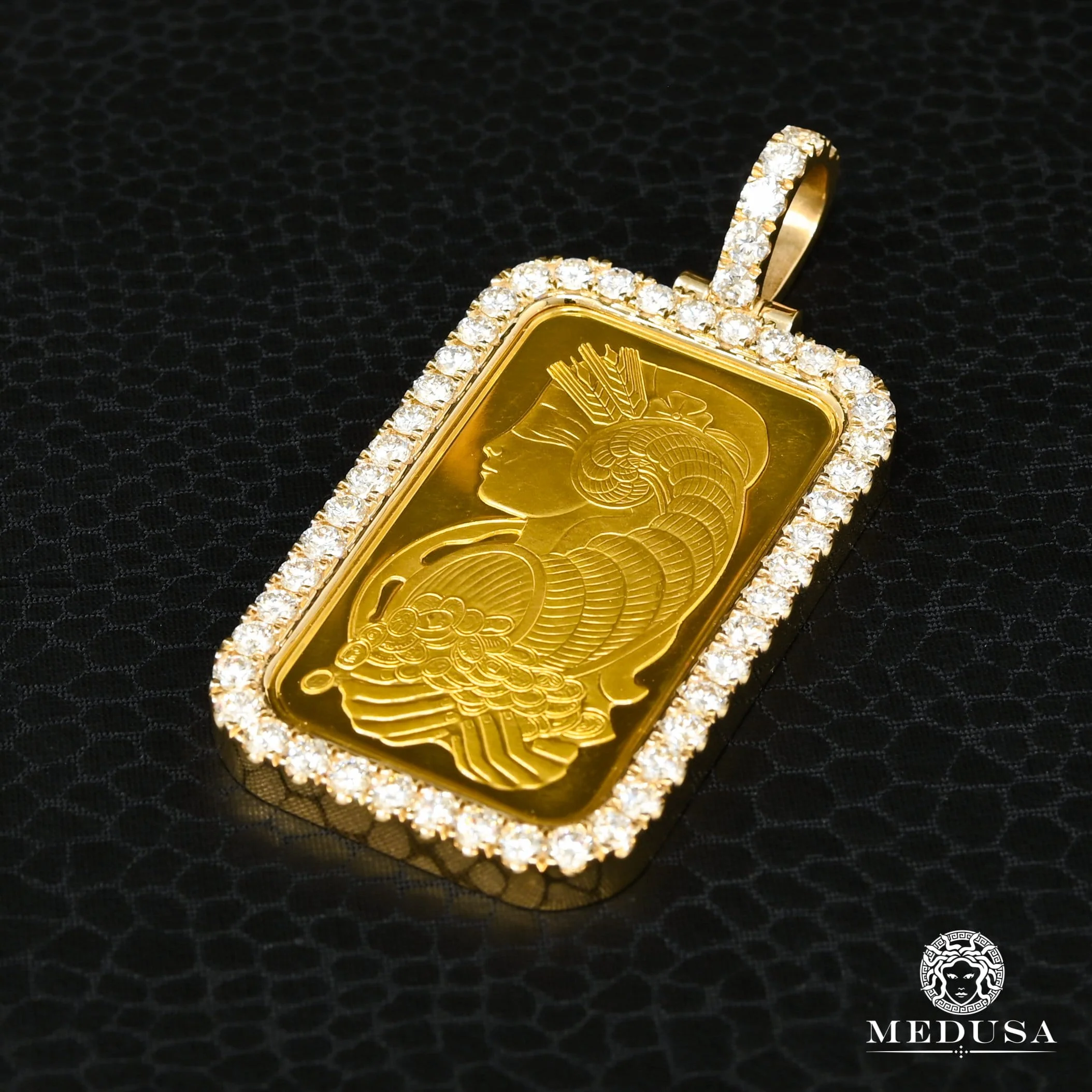 PAMP Fortuna Pendant | 1 oz & Diamond
