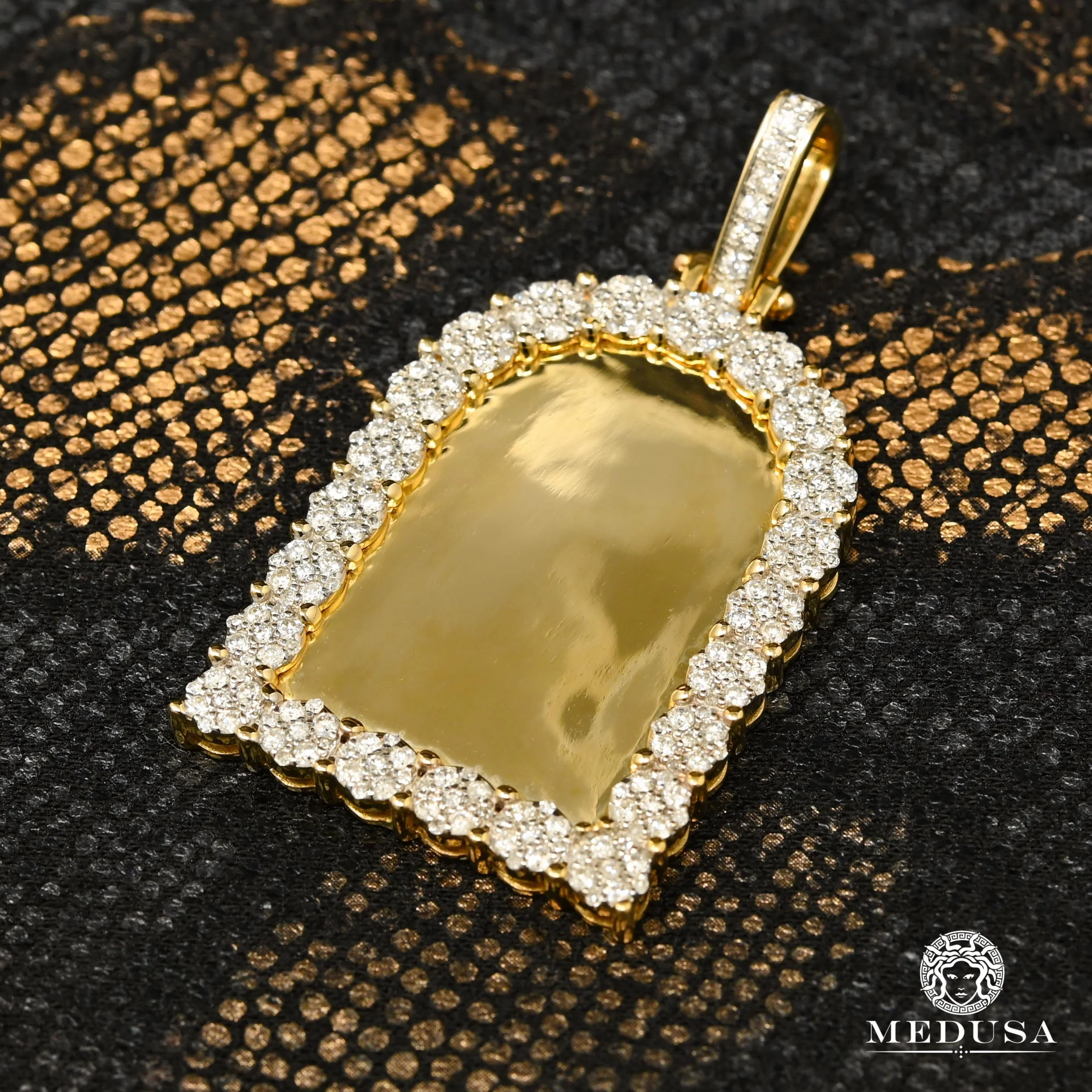 Photo Pendant D6 - Tomb