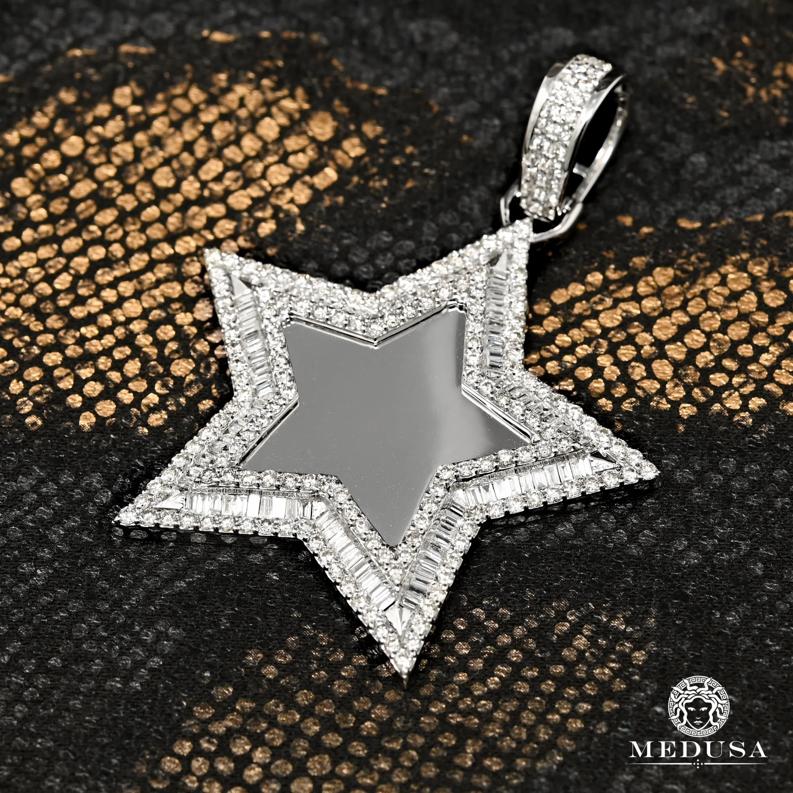 Photo Pendant D7 - Star