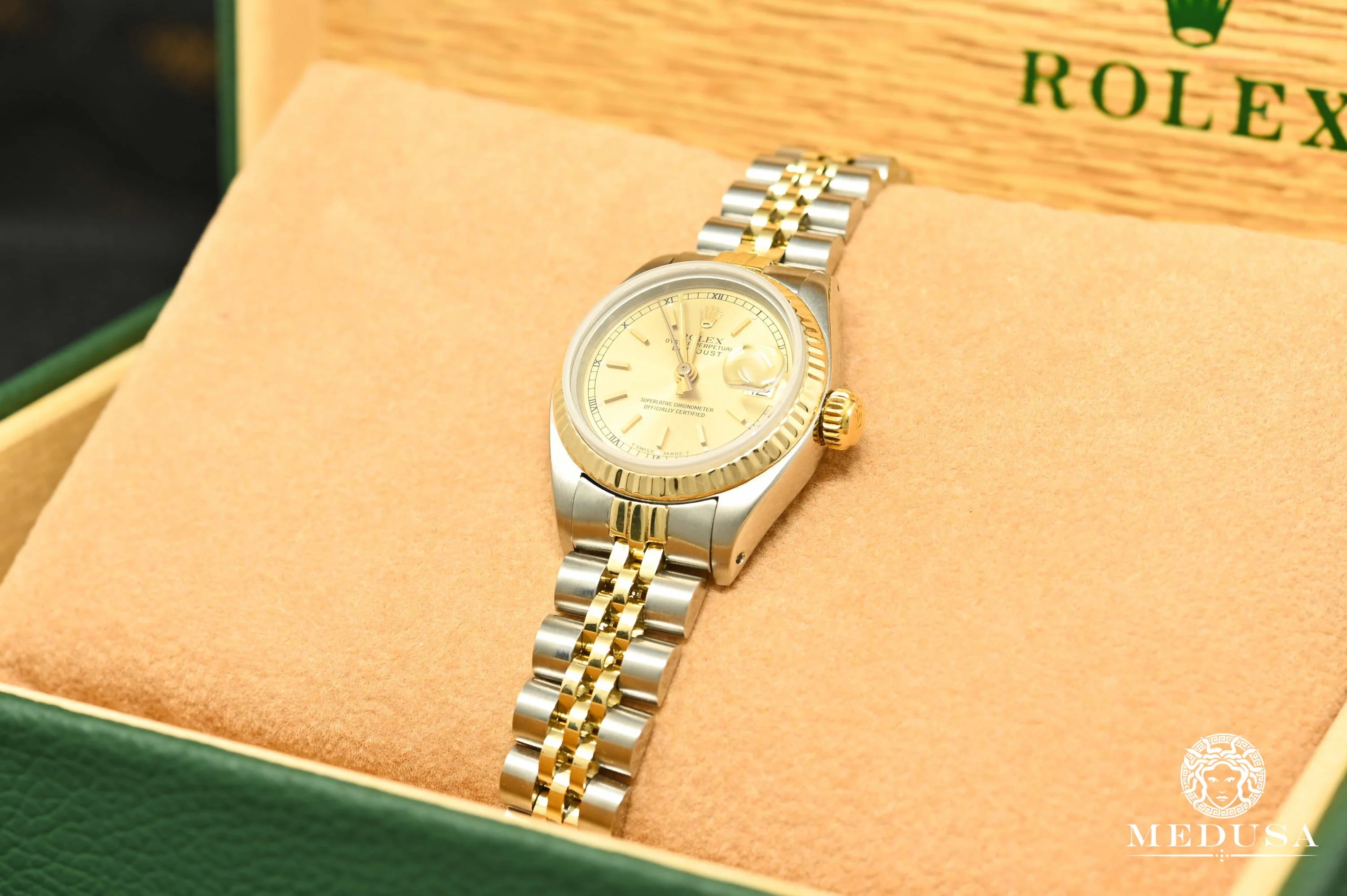 Rolex Datejust 26mm - Gold  - Image 2