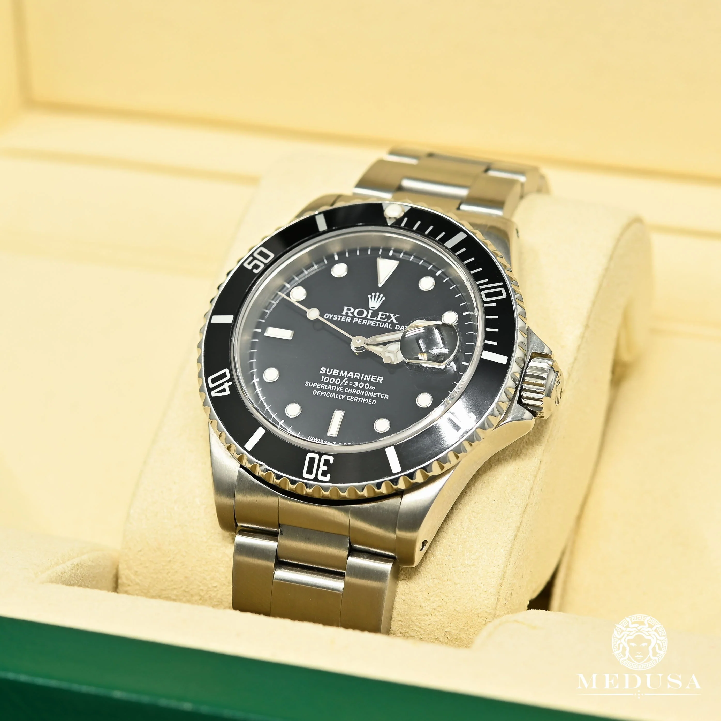 Rolex Submariner 40mm - Black  - Image 4