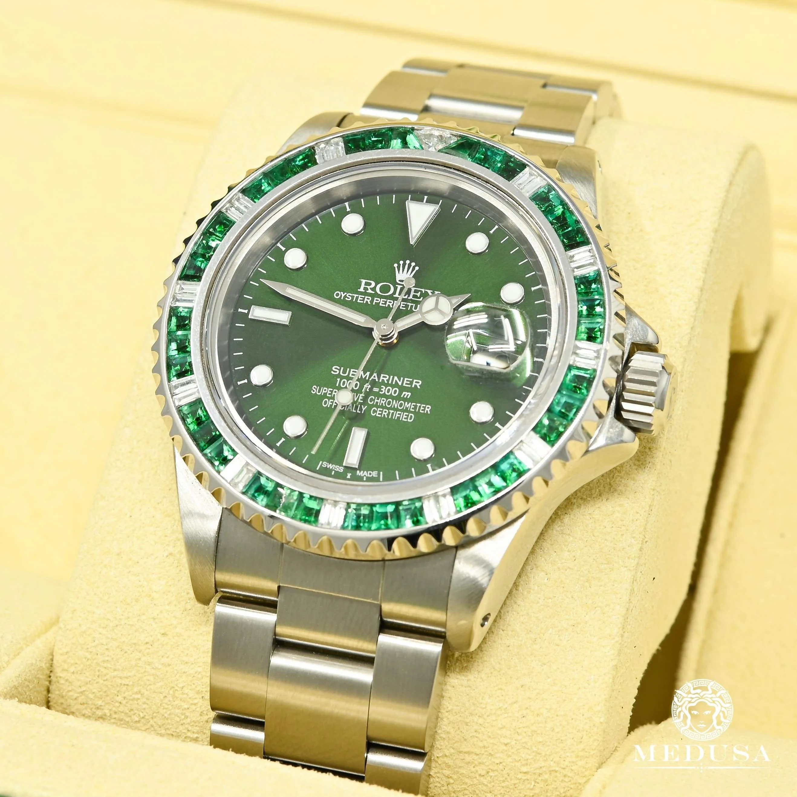 Rolex Submariner 40mm - Hulk Diamond & Emerald - Image 3