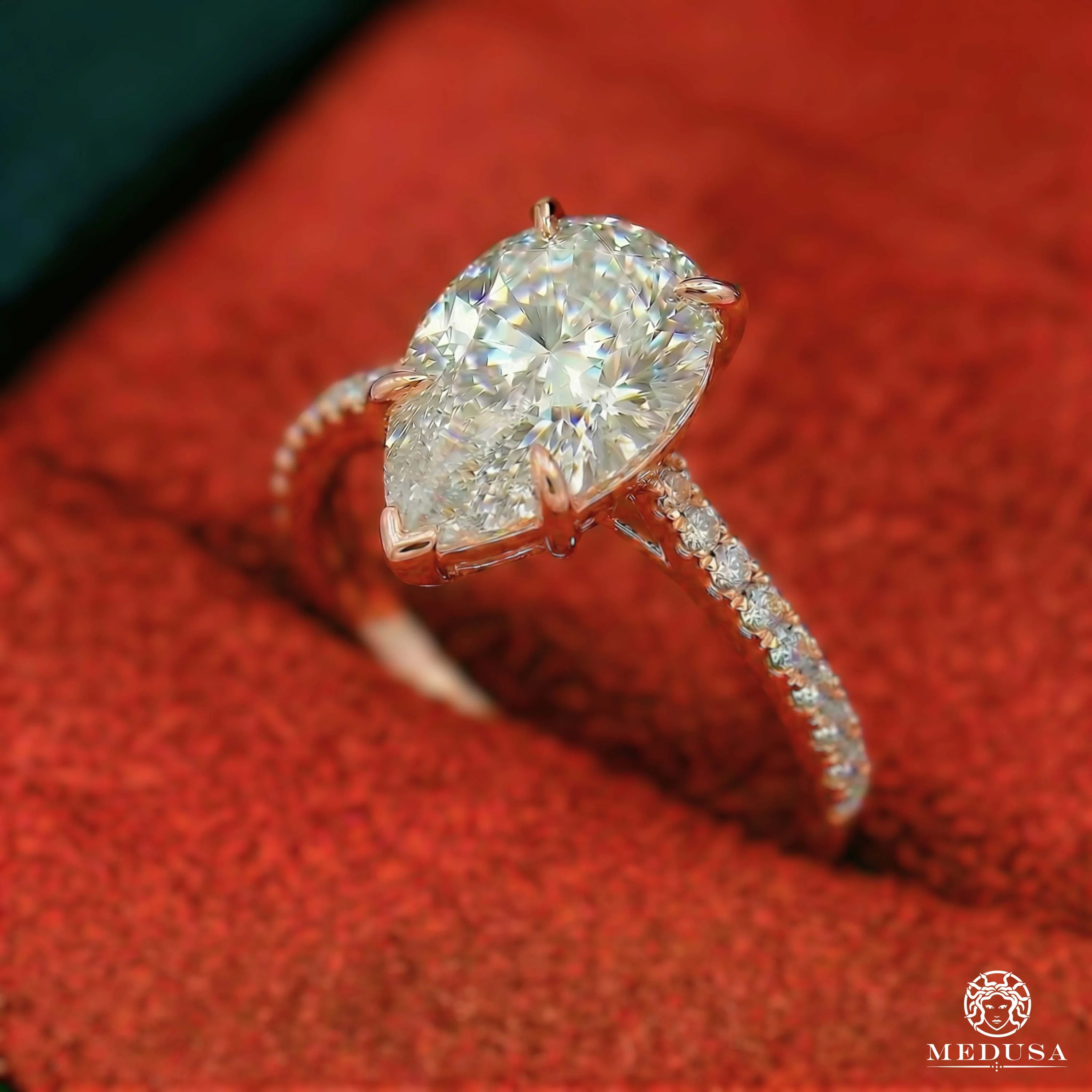 Solitaire LAB D4 - Pear Cut  - Image 2