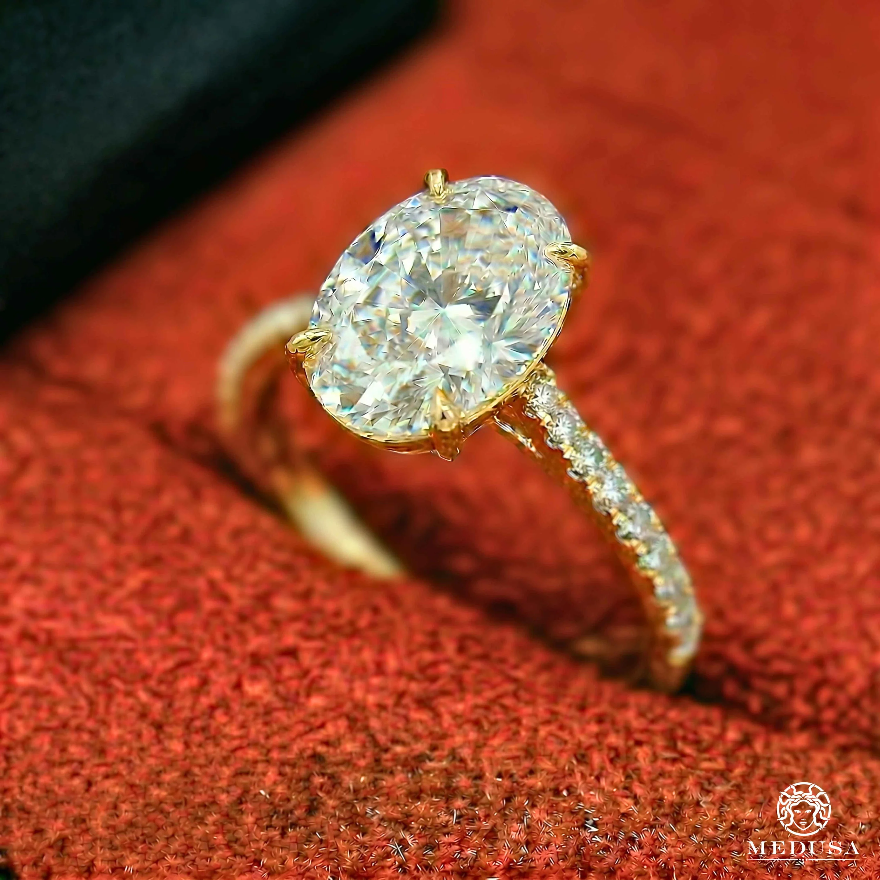 Solitaire LAB D5 - Oval Cut 