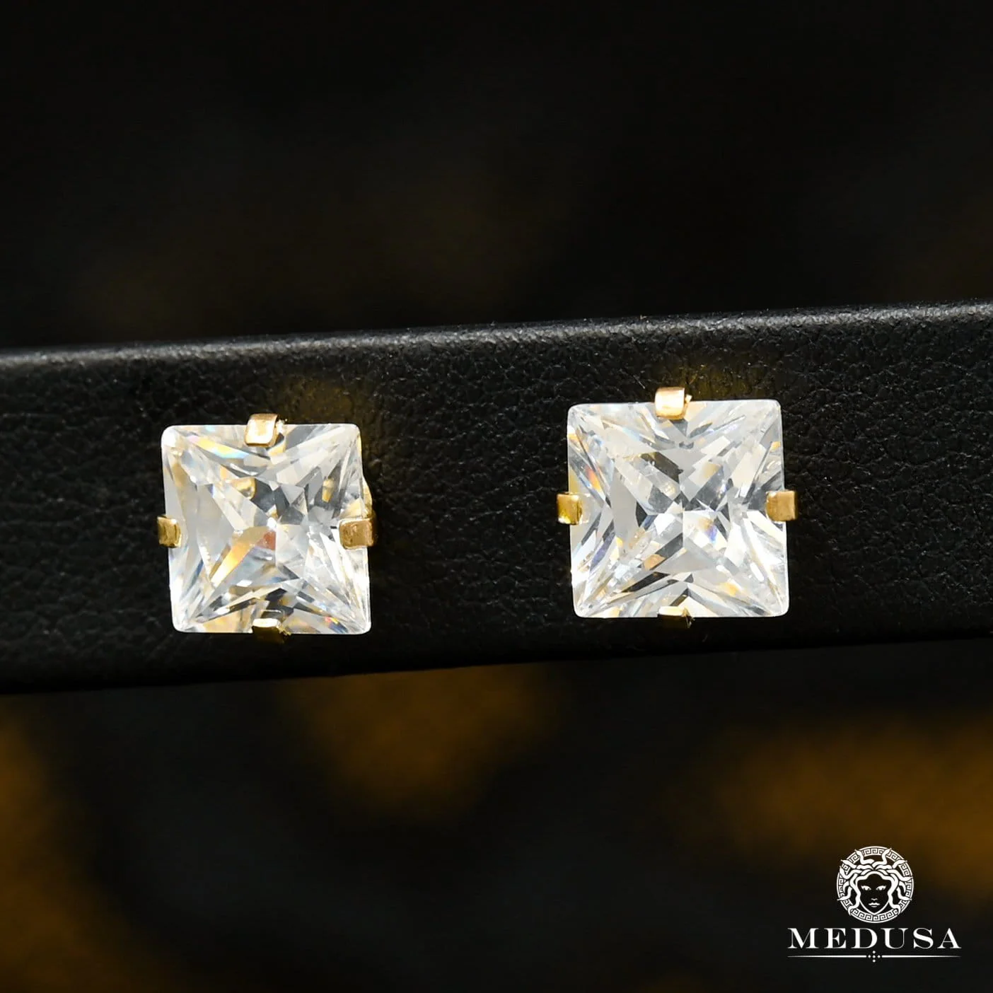Square X2 Studs 
