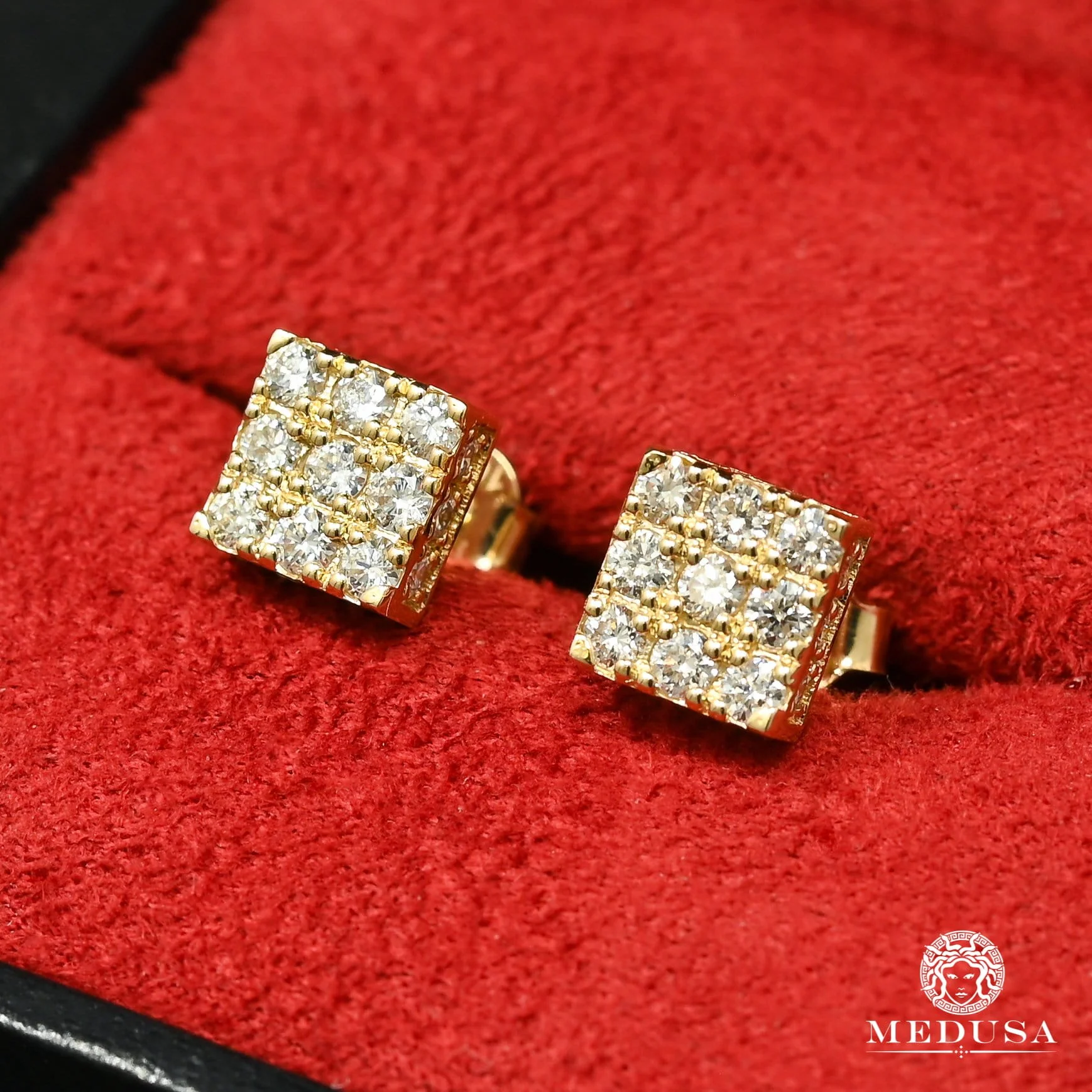 Studs D13 - MR0012