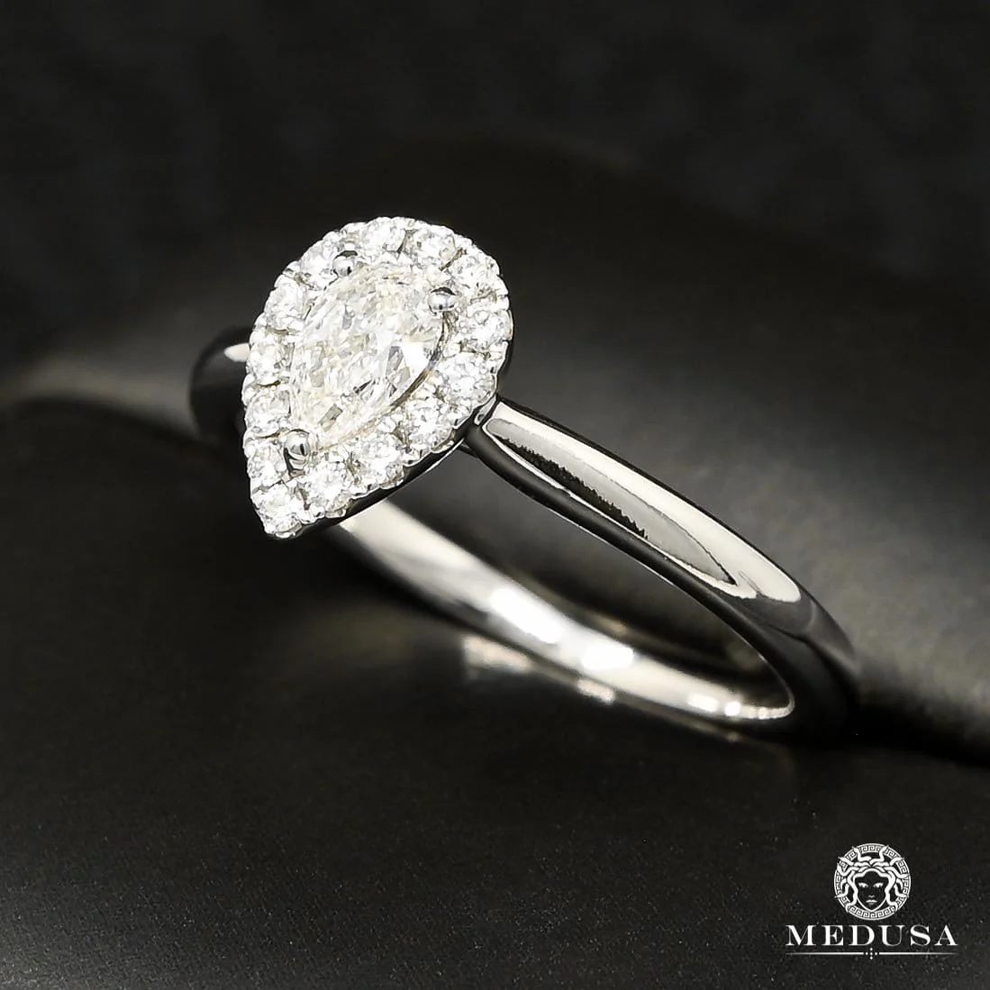 Trinity D14 - Solitaire Ring 46PT Pearl 